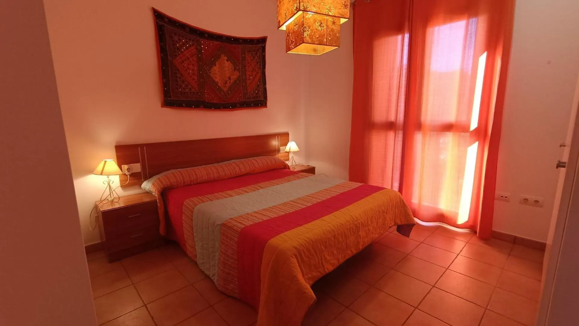 Apartamento Con Solarium En Marina Sant Jordi Calafat
